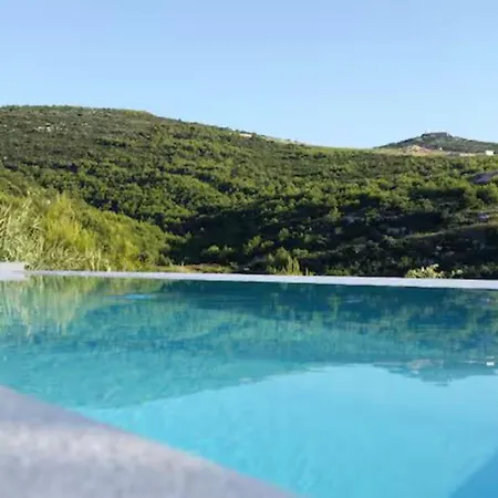 Solea * Hvar Town