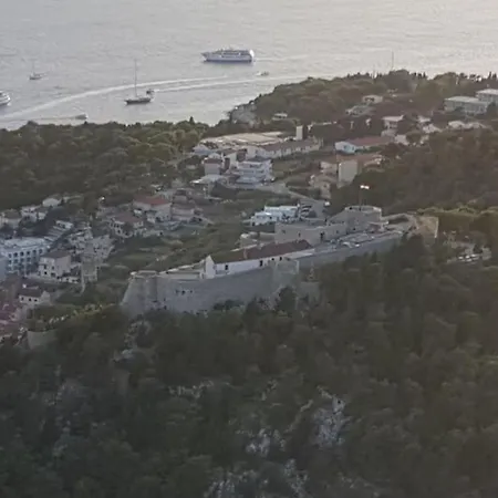 Solea * Hvar Town